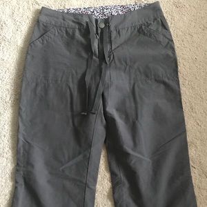 Columbia Charcoal Gray Capris Size 6